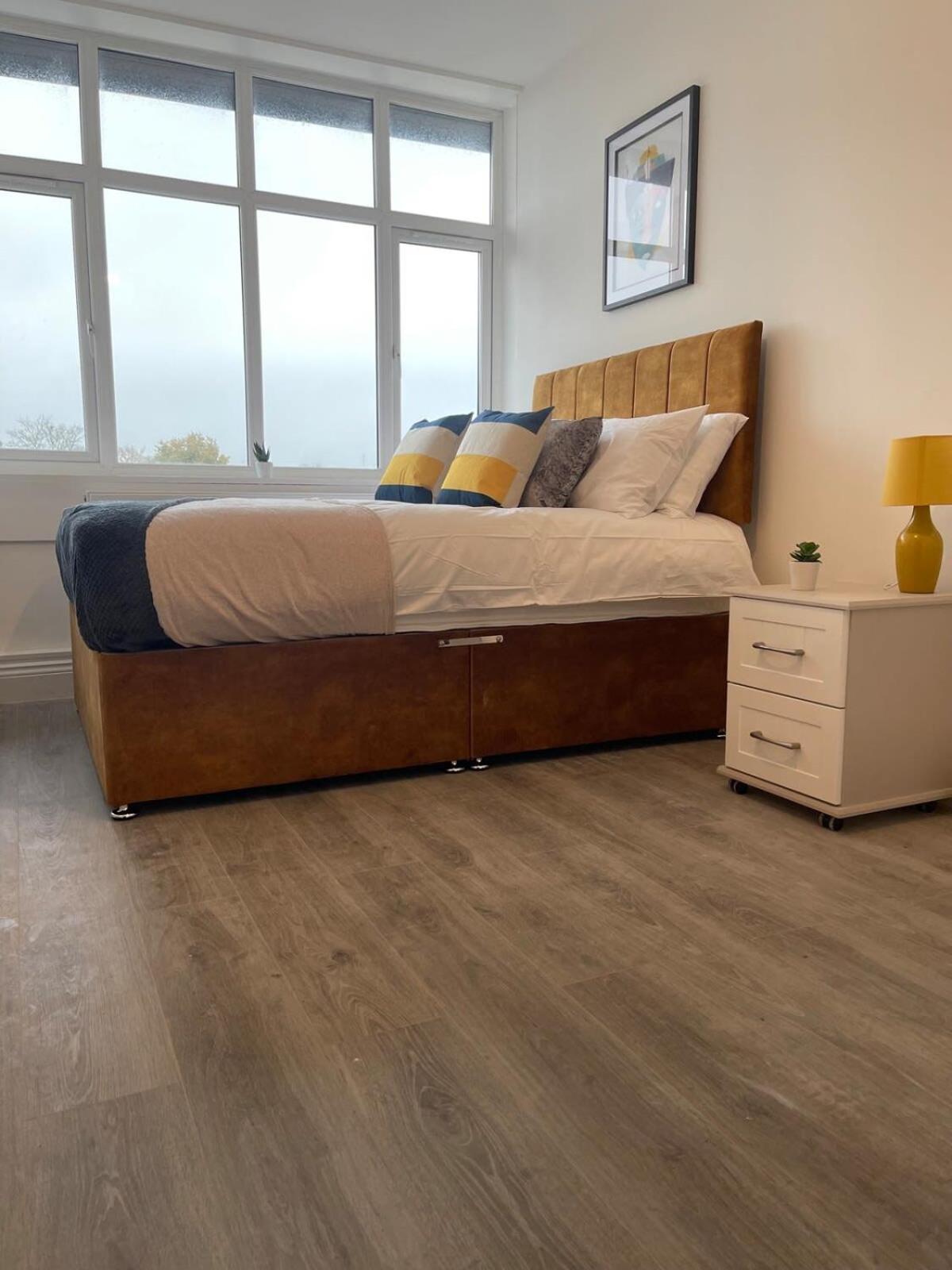 1 Bedroom Apartment - Flitwick - Contractor Friendly - Tourist Ready - Full Kitchen - Wifi - Smart Tv - Sofa Bed - Free Parking - Ideal For Short Or Long Stays Dış mekan fotoğraf